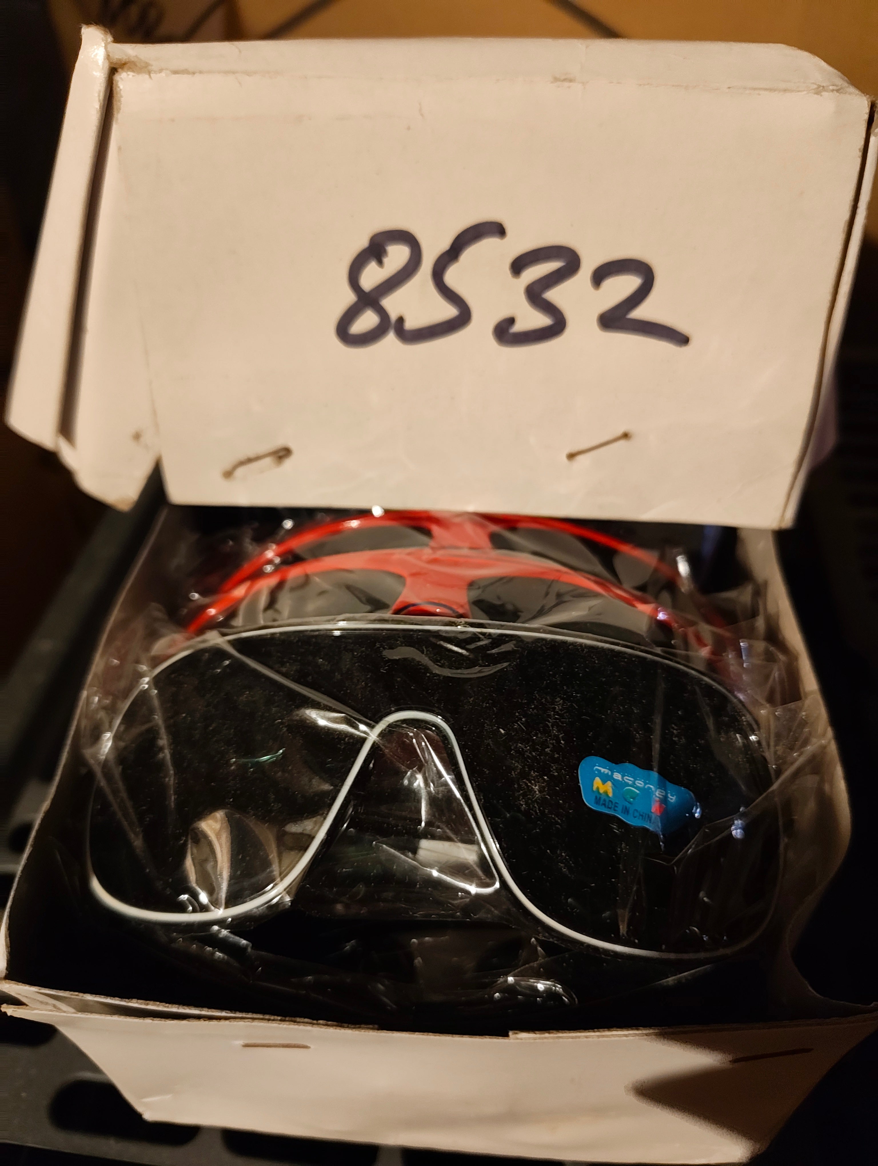 8532 (24 Par)