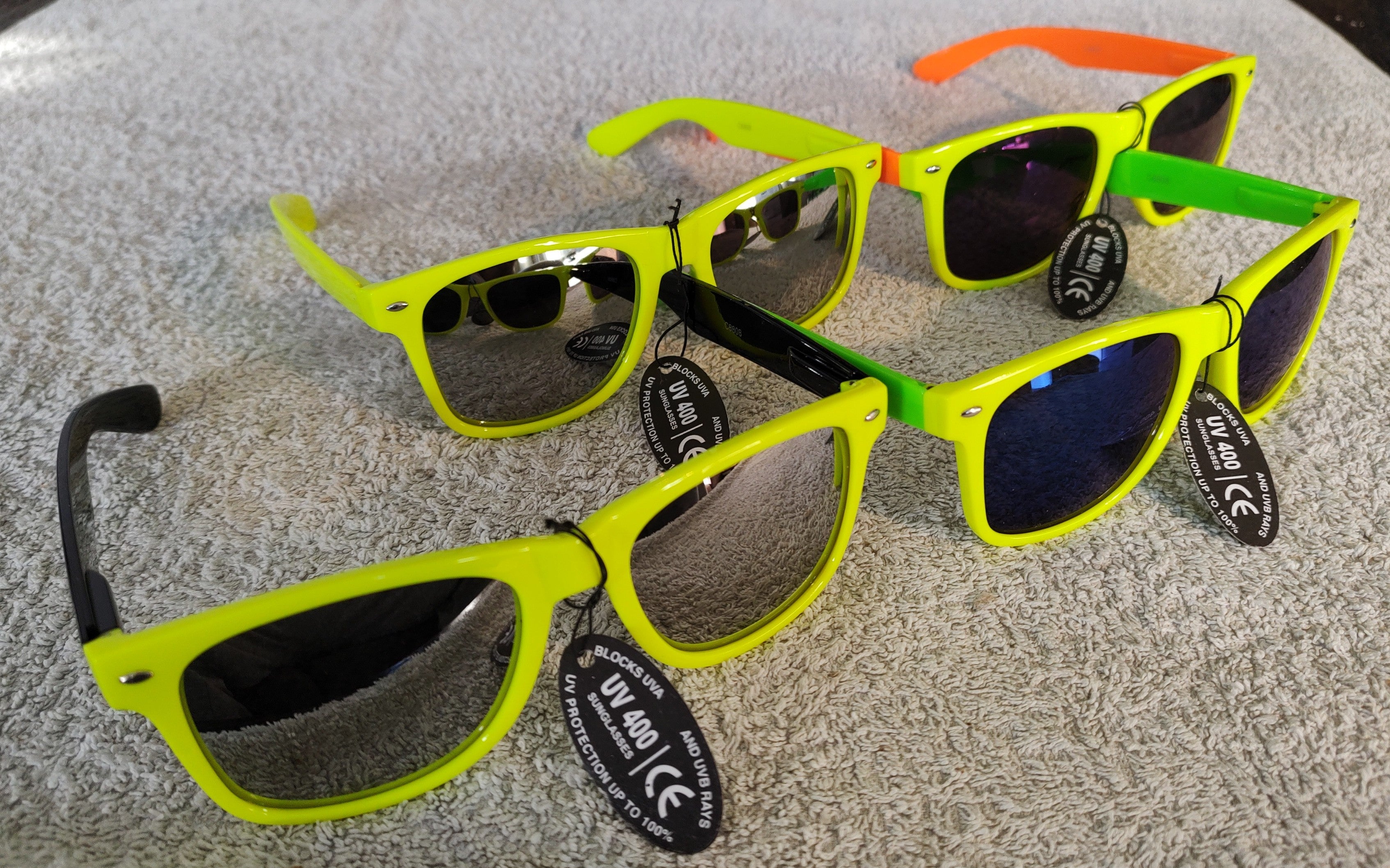 8808 Wayfarer NeonGul (12 Par)